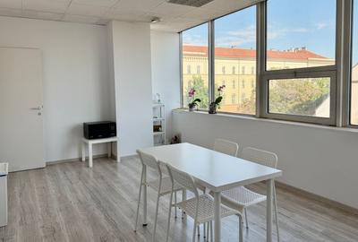 Birou, de 91 mp, în Ultracentral - 1