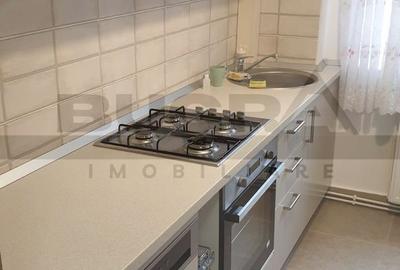Apartament cu 3 camere semidecomandat, mobilat în Gheorgheni