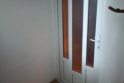 Garsonieră decomandată în Militari - 2