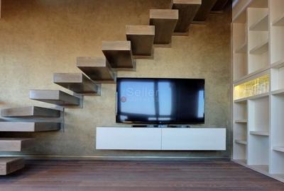 Priveliste Panoramica Spre Oras Si Masivul Tampa - 9