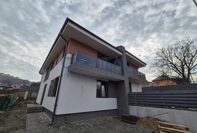 Case cuplate, panouri fotovoltaice, central Dezmir - 6
