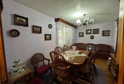 Apartament cu 2 camere semidecomandat în Moroasa 1
