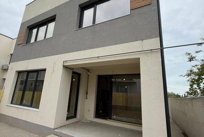 Casă cu 3 camere cu Canalizare în Ultracentral - 40