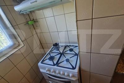 Garsonieră decomandată, mobilată în Central - 4