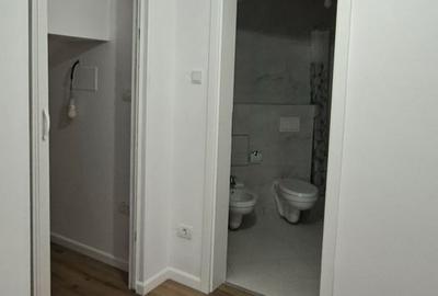 Apartament complet renovat cu 4 camere - 29