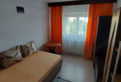 Apartament cu 3 camere decomandat în Central - 4