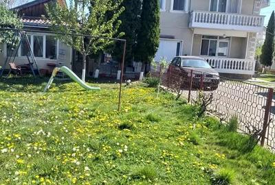 Imobil la col? de strada (Vila) Roman, Bd Republicii - 1