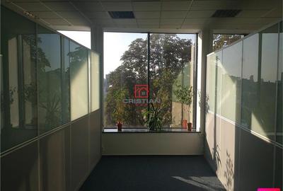 Spațiu comercial, de 660 mp, în Moșilor - 8