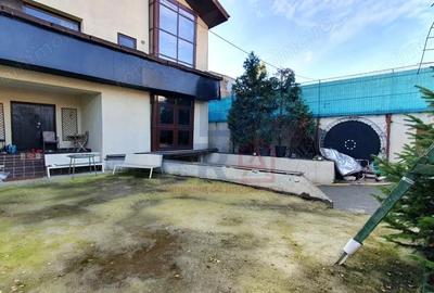 Casa de VANZARE in sector 5 Str. Antiaeriana resedinta sau after school - 1