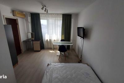 Garsonieră decomandată în Central - 1