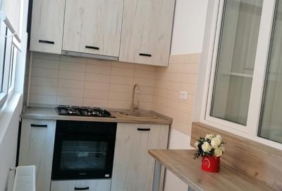 Apartament cu 2 camere decomandat în Roșu - 3