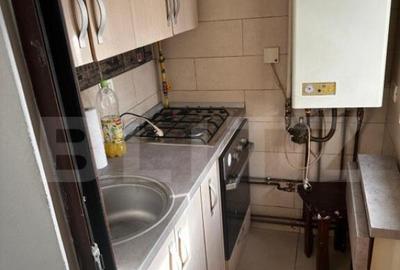 Apartament 2 camere, etajul 1, zona 9 Mai - 3