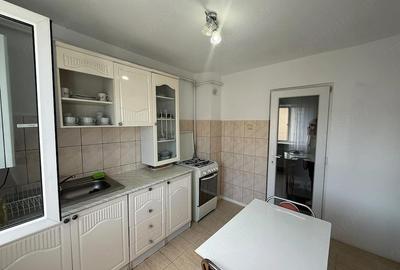 Apartament cu 2 camere semidecomandat în Gojdu