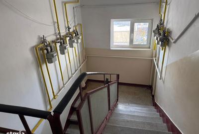 Apartament cu 2 camere semidecomandat în Micro 9 - 2