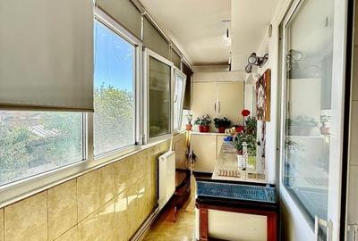 Apartament cu 3 camere decomandat în Delfinariu - 8