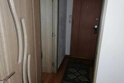 Garsonieră decomandată, mobilată în Astra - 3