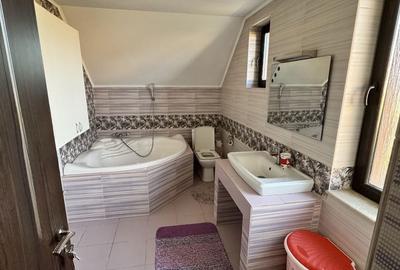 Casă cu 4 camere în Sântandrei - 3