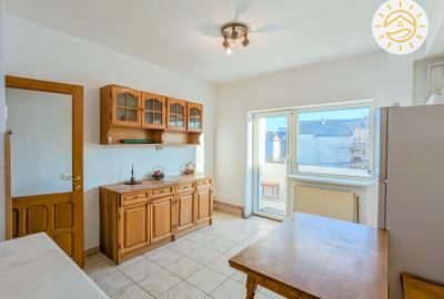 Apartament cu 3 camere decomandat în Centrul Istoric - 4