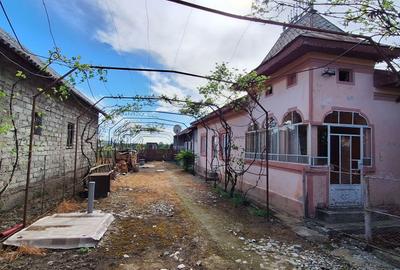 Casă cu 4 camere în Raciu