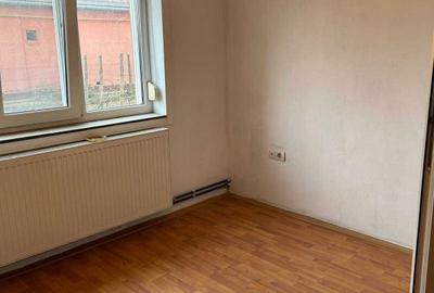 Casă cu 4 camere în Centura - 6