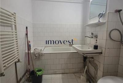 Apartament cu 3 camere semidecomandat în Micro 16 - 9