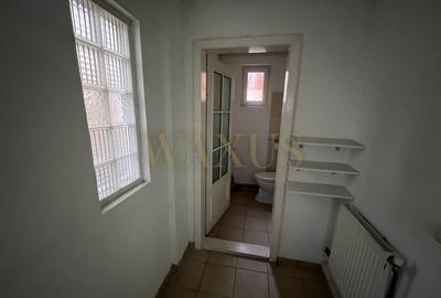 Casa de vanzare , strada Nicolae Balcescu - 17