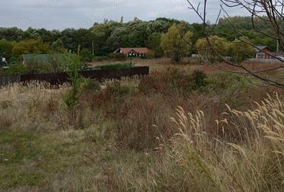 Teren de 800 mp, în Călinești