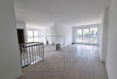 Apartament cu 4 camere decomandat în Grigorescu