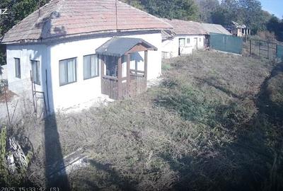 Casă cu 2 camere în Prunet