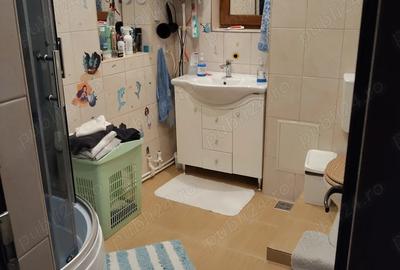 Casă cu 3 camere cu Teren 1054 Mp în Zăvoi - 1