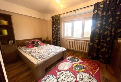 Apartament de închiriat, 3 camere, 60 mp, zona Piața Cipariu - 1