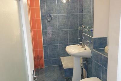 Apartament cu 4 camere decomandat în Central - 1