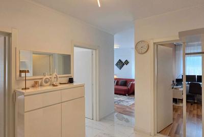 Apartament cu 3 camere decomandat în Decebal - 2