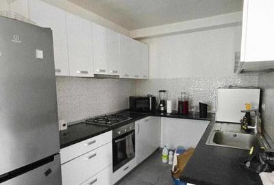 Apartament cu 3 camere nedecomandat în Central - 14