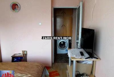 Vanzare apartament 3 camere decomandat in Ploiesti, zona 9 Mai - 5