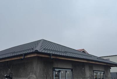 Casă cu 4 camere în Berceni