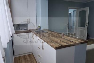 De vânzare - Apartament 4 camere) - 70 mp, Podu Roș, Aleea Rozelor - 2