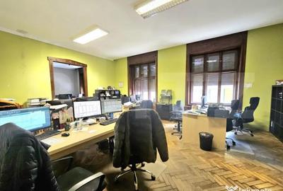 Apartament cu 4 camere semidecomandat în Traian - 16