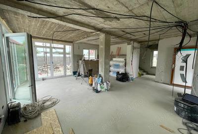 Casă cu 4 camere cu Teren 350 Mp în Sânandrei - 1