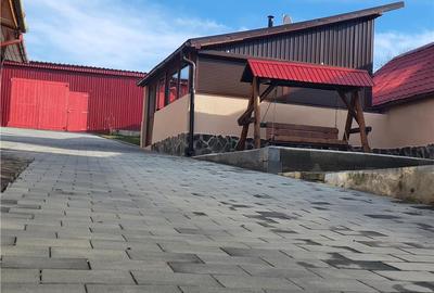 Casă cu 4 camere cu Canalizare în Slimnic - 9