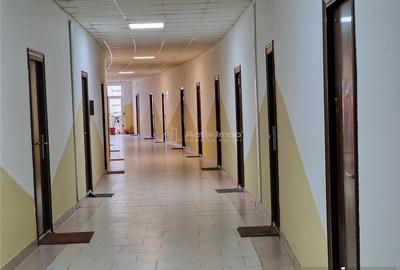 Spațiu comercial, de 24 mp, în Central - 1