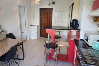 Stefan Cel Mare -Obor -3 min metrou - 17