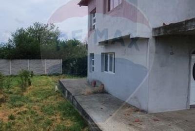 Casa cu 4 camere Aradul Nou - 3