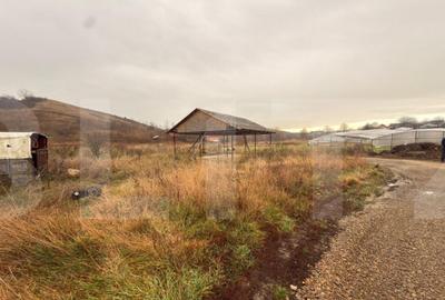 Teren de 535 mp, în Central - 3