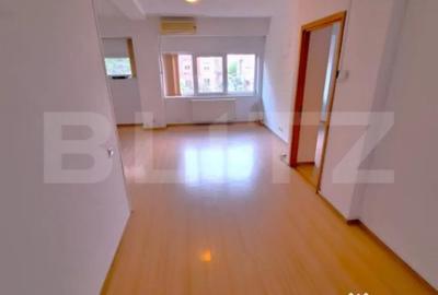 Spațiu comercial, de 92 mp, în P-ța Rosetti - 4