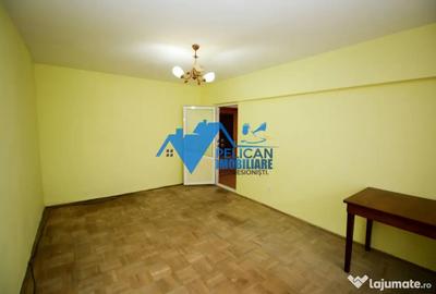 Apartament cu 3 camere decomandat în Piața Nouă - 10