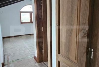 Casă cu 5 camere cu Teren 1000 Mp în Central - 4