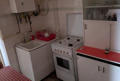 Vand casa si teren central Targoviste - 6