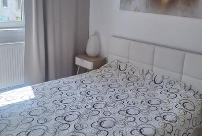 Apartament cu 2 camere semidecomandat, mobilat în Tractorul - 11