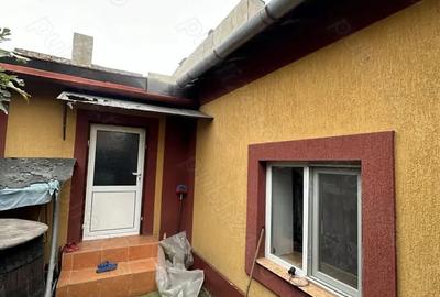 Casă cu 5 camere cu Teren 450 Mp în Central - 3